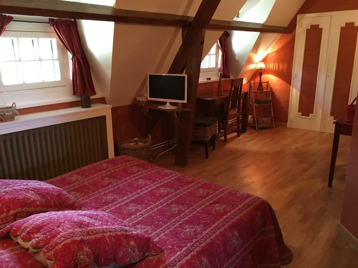 Bed and Breakfast L'Ile Normande Hardencourt-Cocherel Zewnętrze zdjęcie