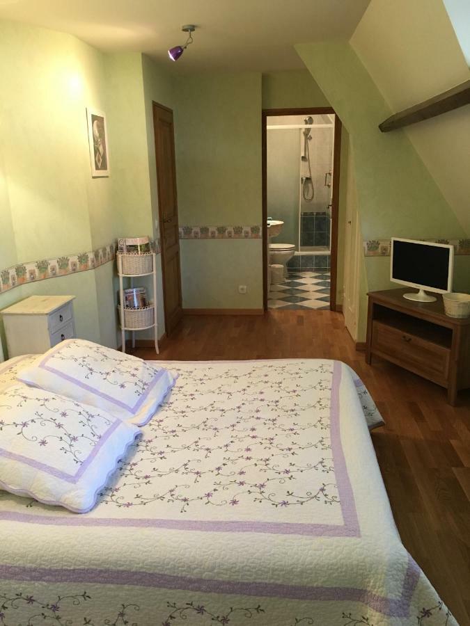 Bed and Breakfast L'Ile Normande Hardencourt-Cocherel Zewnętrze zdjęcie